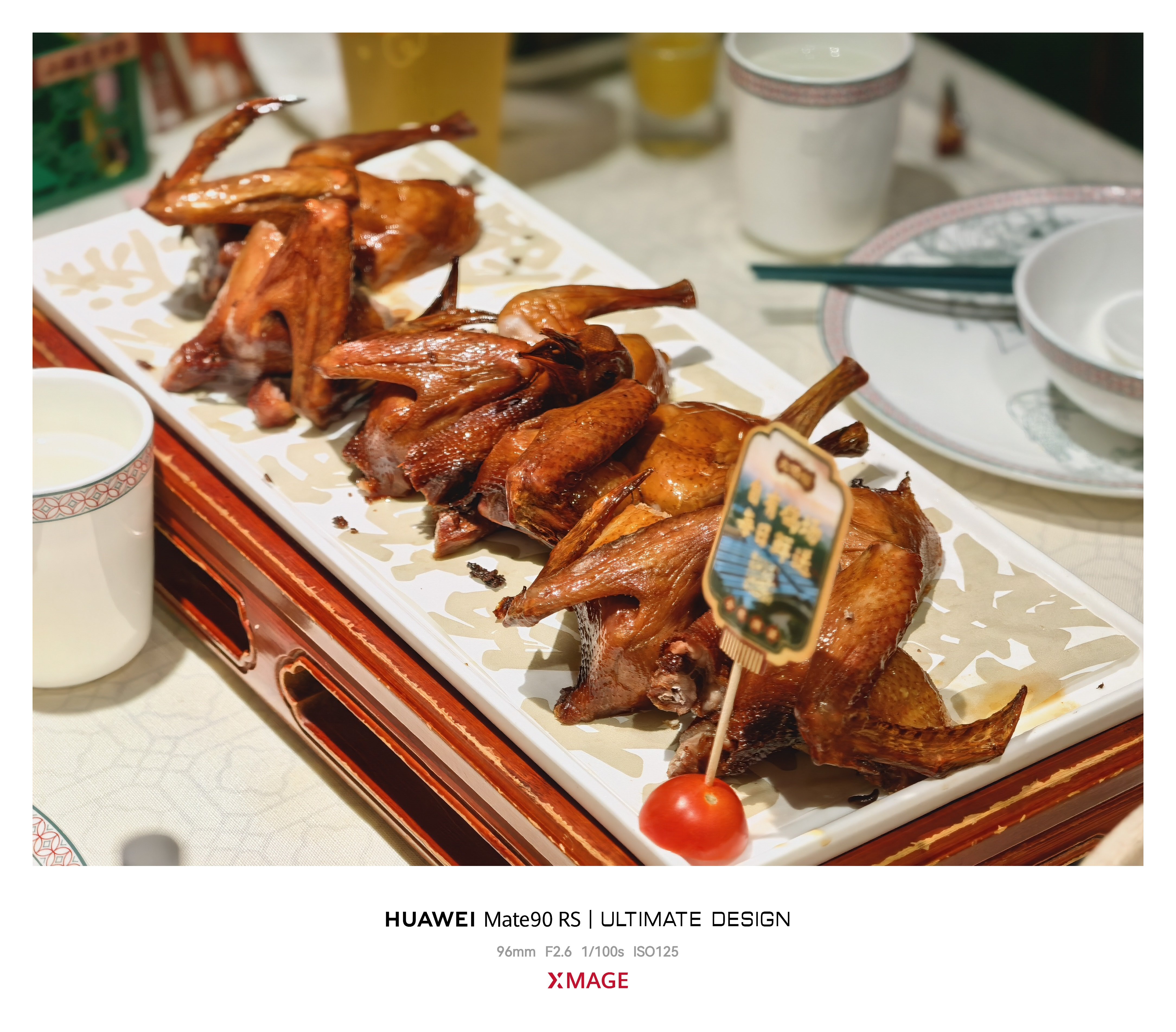 来深圳玩三个必吃的美食:大鸽饭、金稻园砂锅粥、润园四季椰子鸡，有毛病吗[doge