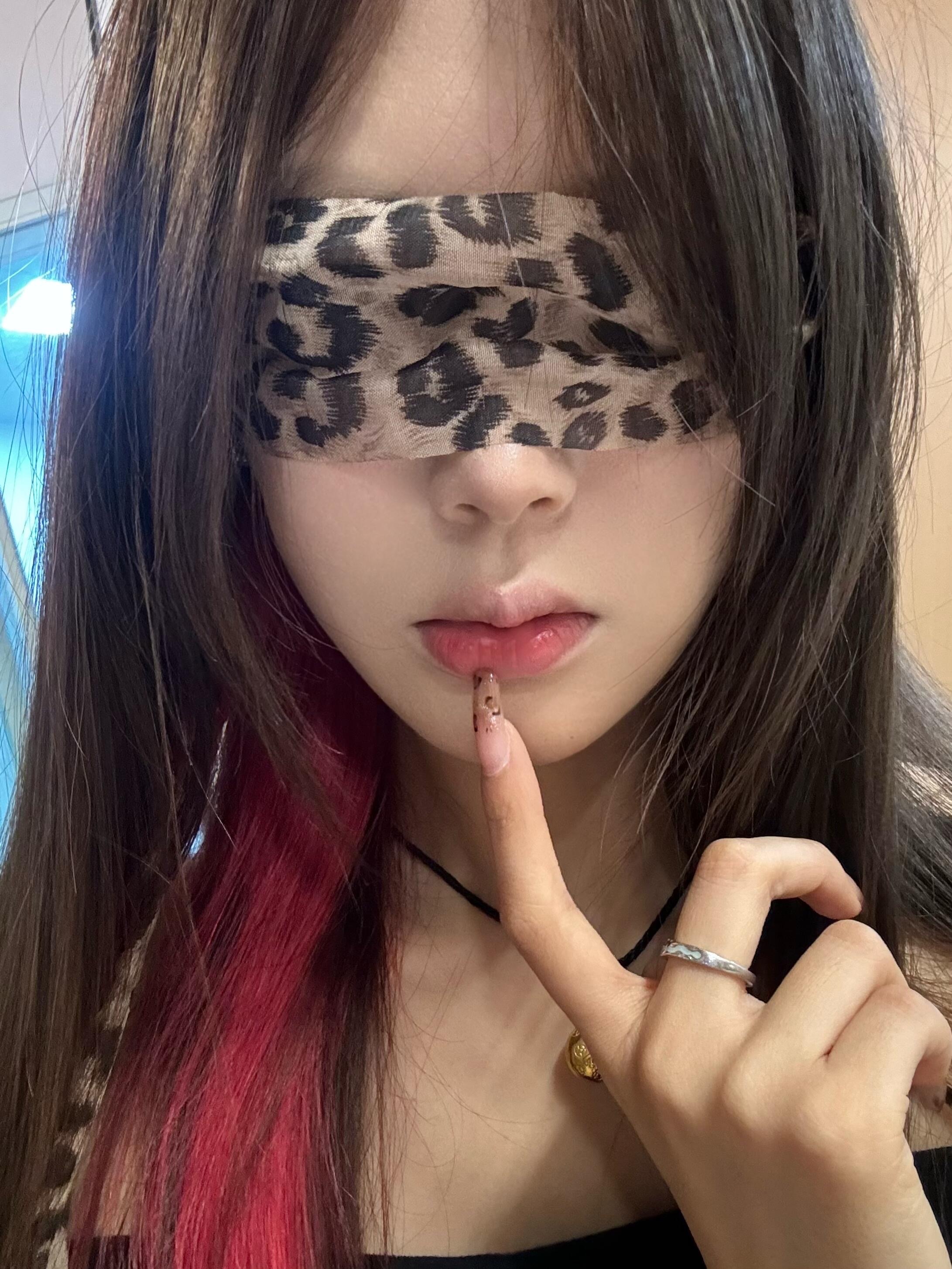 醒了也不给我发消息 很好 下次别醒了 [给力]  ​​​