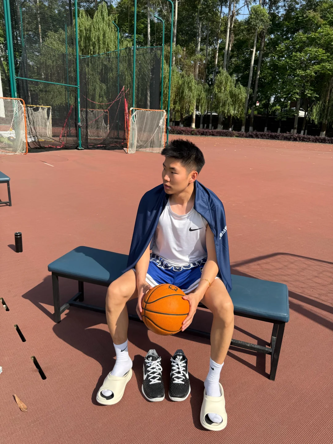 夏天泡球场，我最怕的不是输球，是热