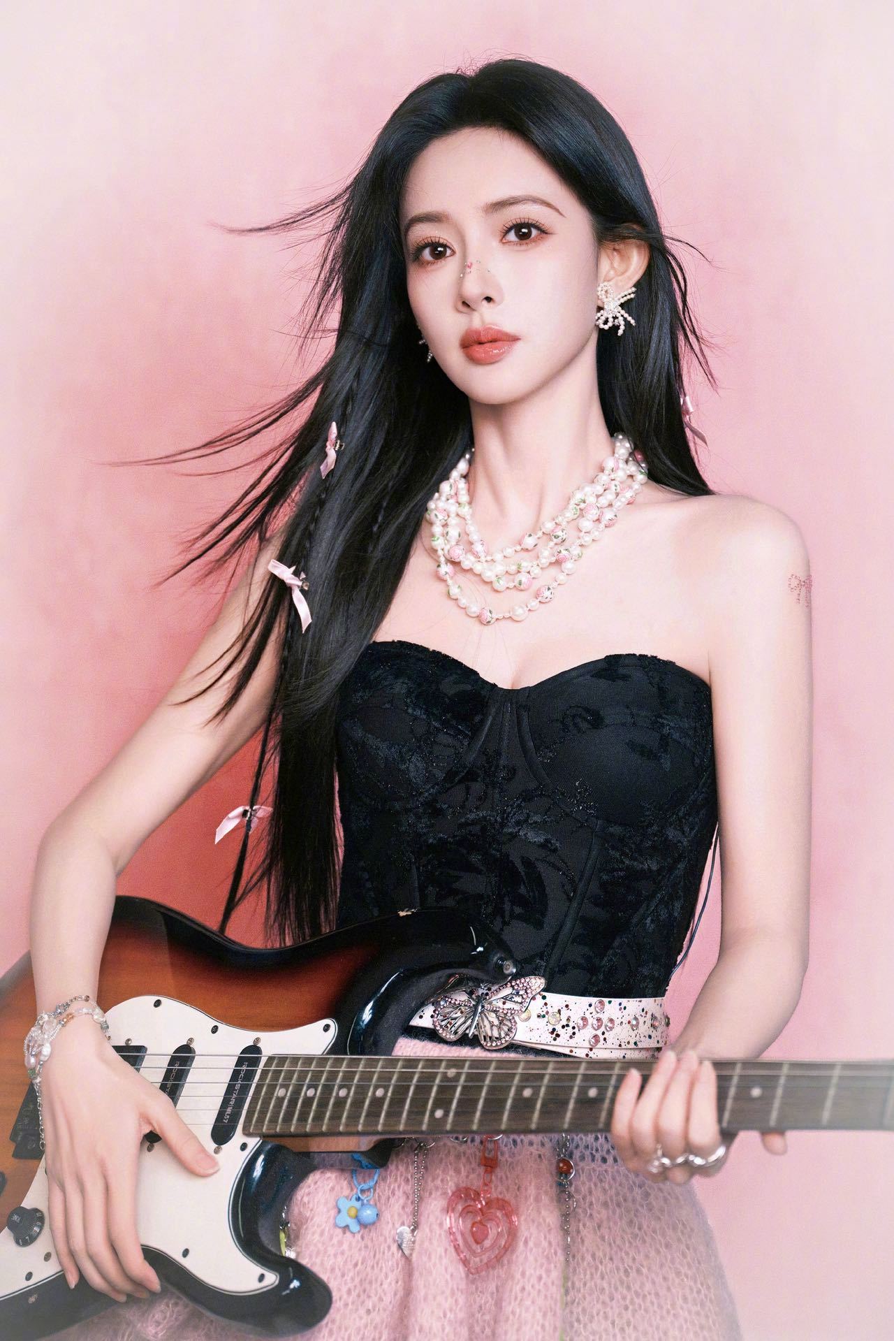 孟子义有种经济上行的美孟子义千禧女团风 谁能拒绝孟子义这种富贵花质感！千禧女团风