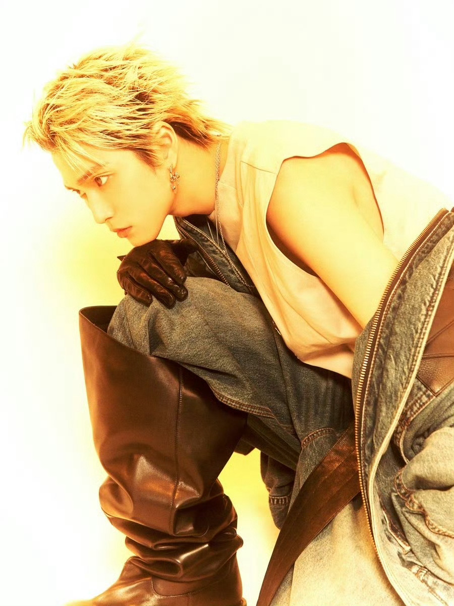 洪承汉迷你1辑《Glow》概念照 ➫ 2026.04.27 6PM (KST) 