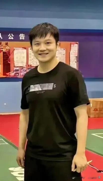 樊振东本年度剩余的国际赛事均未见其报名身影，令一众翘首以盼的球迷心急如焚，纷纷猜