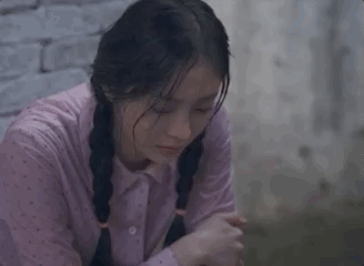 #周洁琼新剧破碎感#《小巷人家》的破碎感都要溢出屏幕了！姗姗得知被继母偷改志愿只