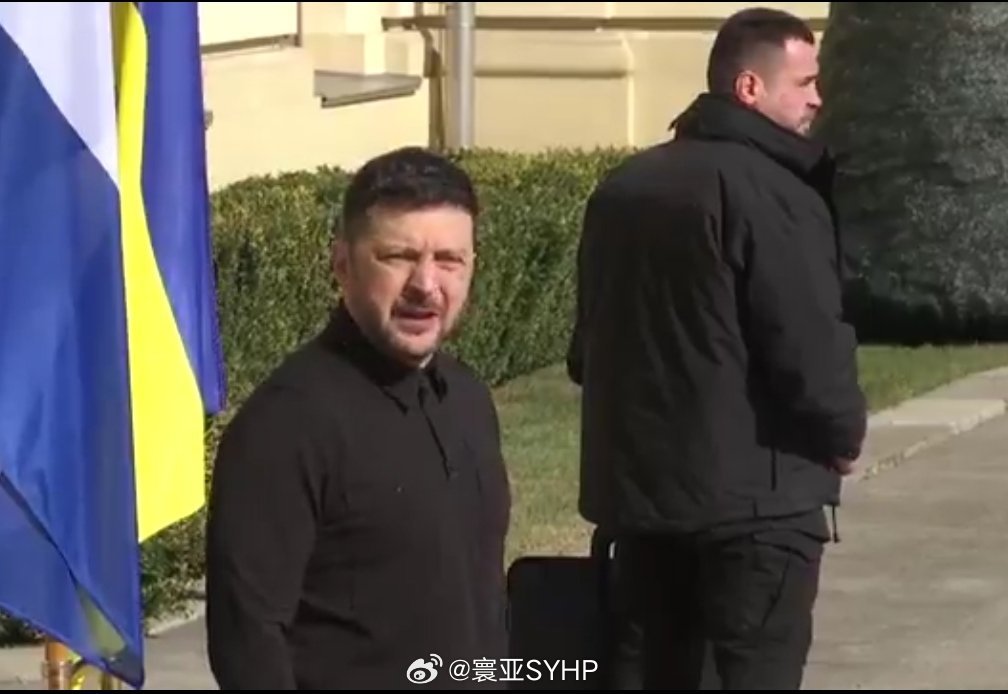 泽连斯基：首批乌克兰士兵和专家将于明日启程前往中东，训练波斯湾国家击落无人机。 