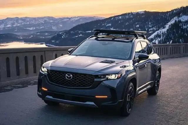 马自达CX-50行也，粗犷的外观，符合男人心中的英雄形象。CX-50行拥有好大的