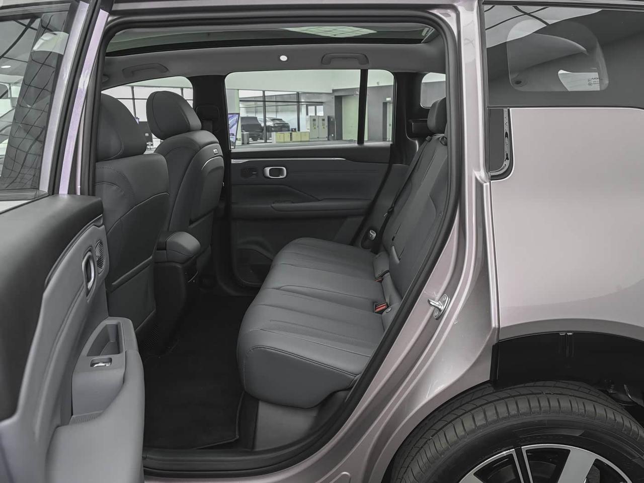 10万级SUV全系标配激光雷达，埃安N60能让年轻人不将就吗？
 
在我看来，激