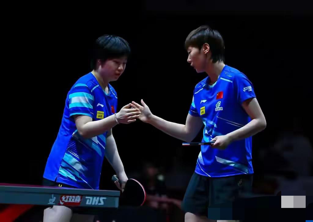 恭喜王曼昱/蒯曼3:0刘杨子/米特兰姆，晋级女双8强！
7月1日WTT美国大满贯