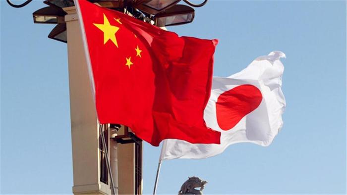 果然外媒没有说错，中国鹰派都在民间。曾看到一位网友的评论，说高市早苗太嚣张，应该