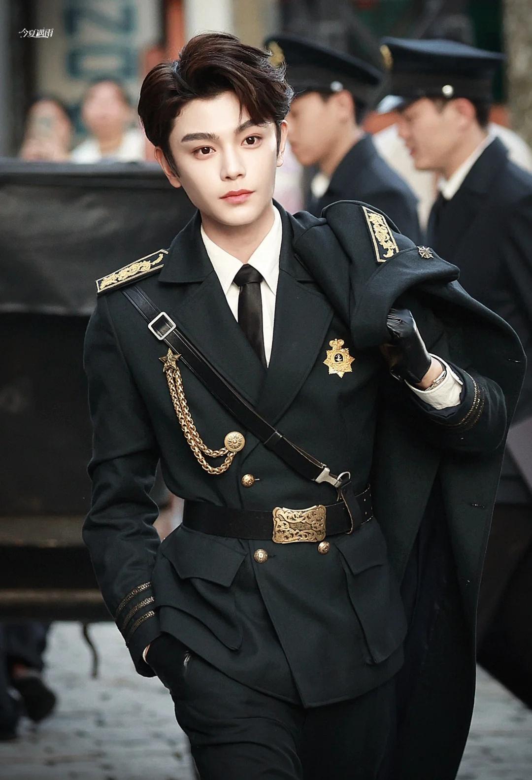 💚 丁禹兮南部档案 

允许一切发生，也允许自己慢慢来，时光自有最好的安排。