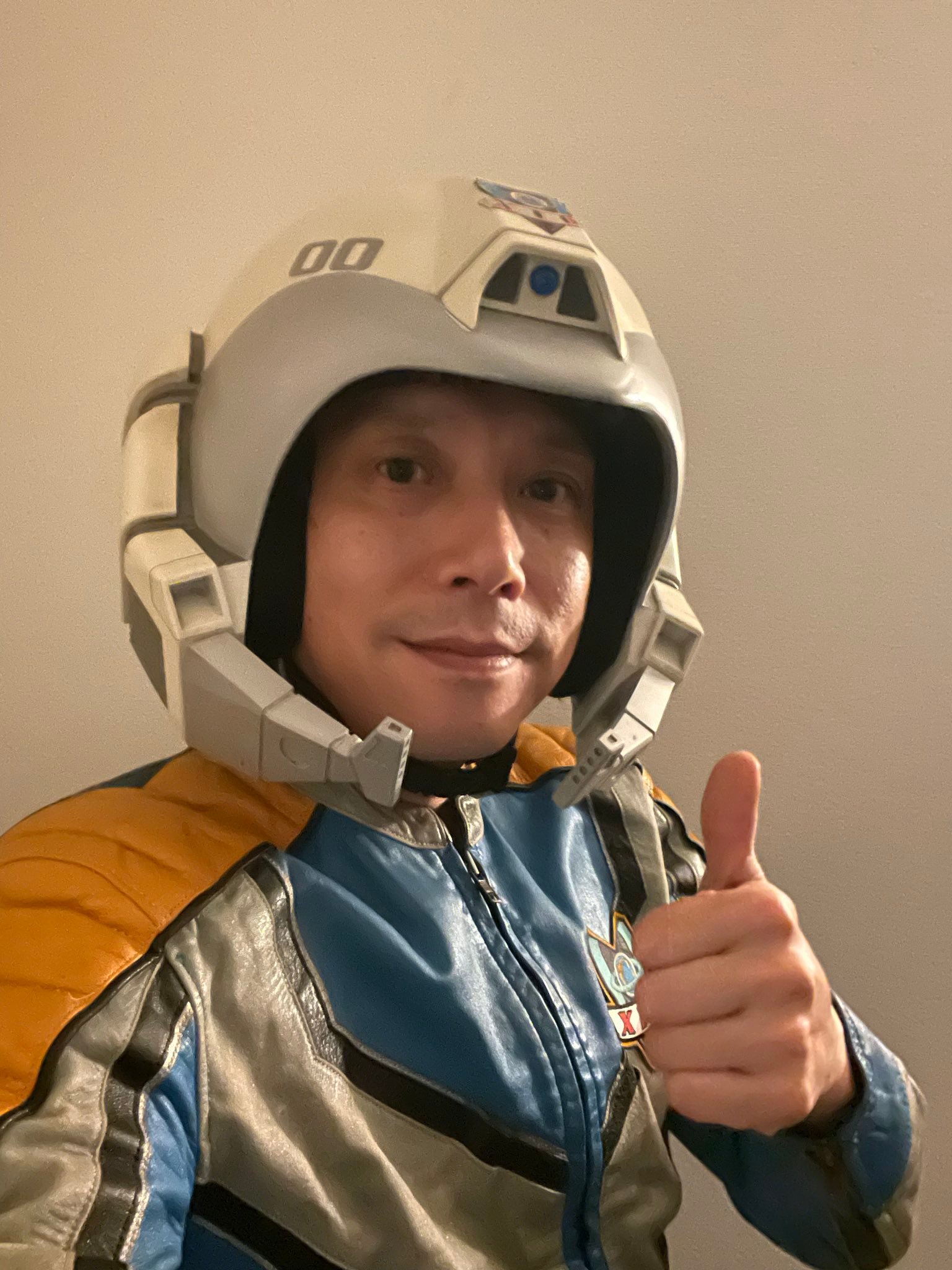 吉冈毅志 7月10日。ウルトラマンの日✨✨✨写真は今の僕が出来る最大限の事かな。