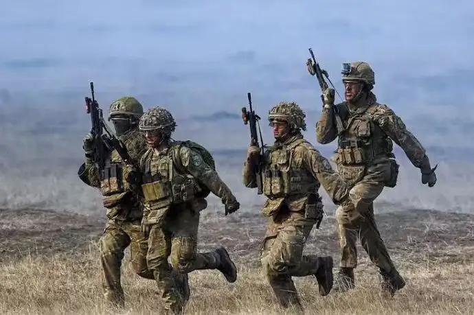 美国计划削减部署在北约东翼的驻军。2022年发布的《美国国家安全战略》明确将中国