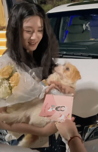 卢昱晓粉丝真的好溺爱她 ​​​