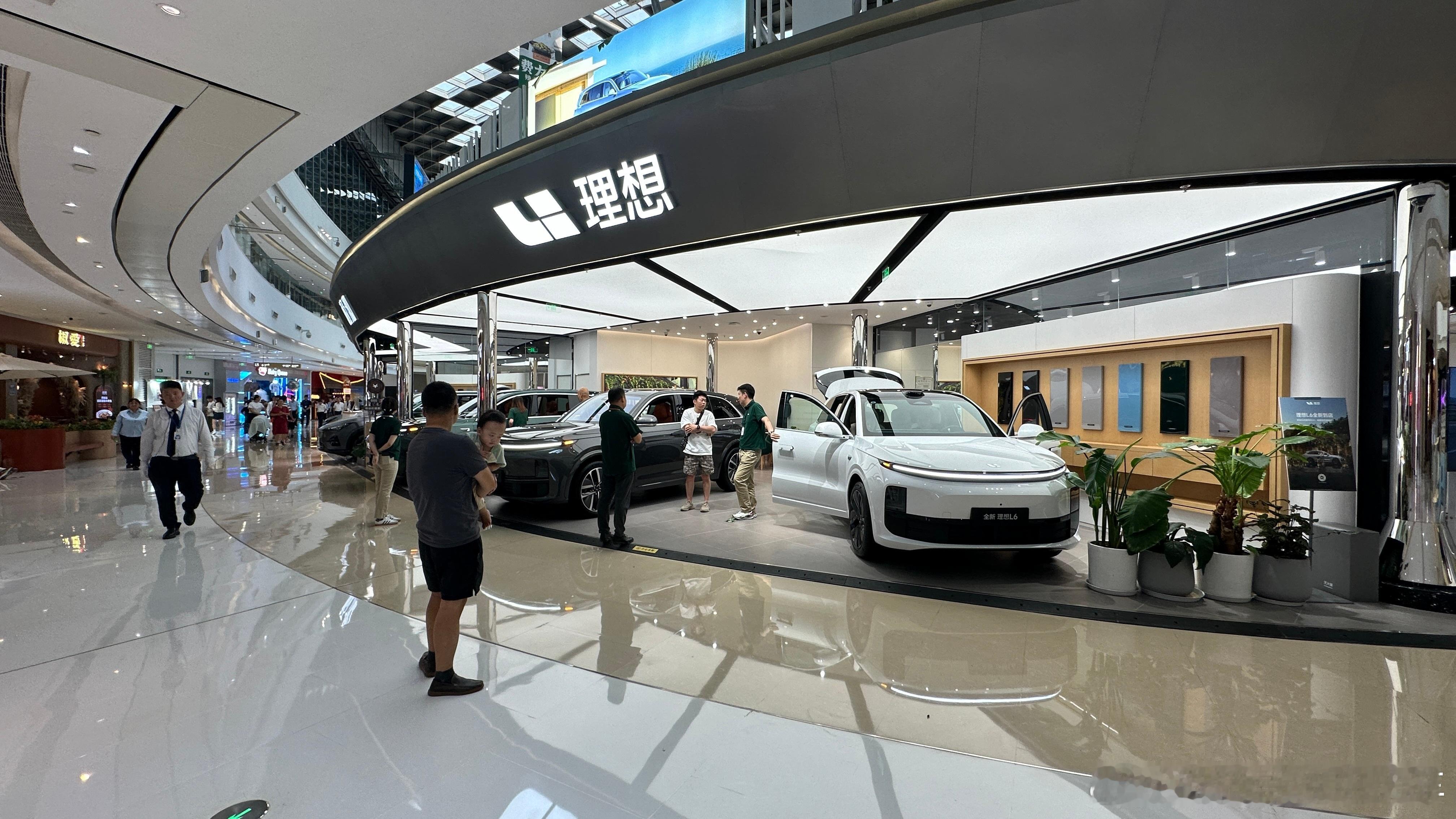 #价格战真的让车辆便宜了吗？#虽然价格战打的厉害，但是乘用车的平均售价却提升不少
