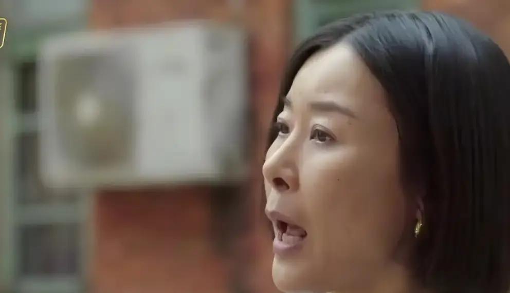 当初怕亏本，硬把股份塞给别人。现在涨了十几倍，居然还有脸去要回来！

见过不要脸