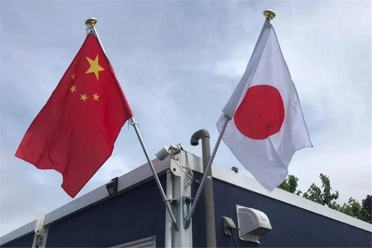 统一台湾后，中国只要牢牢掌控这片关键海域。日本能源运输，对欧洲方向的贸易往来，都
