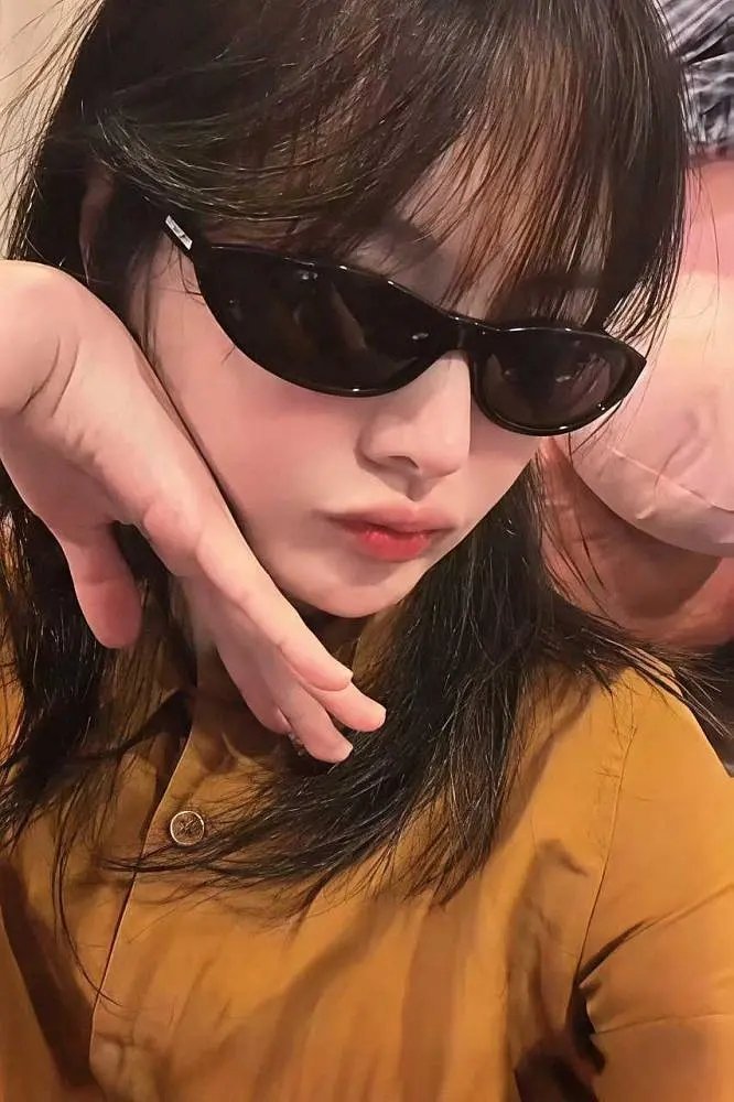 郑爽现在长这样子 还是很美吧 