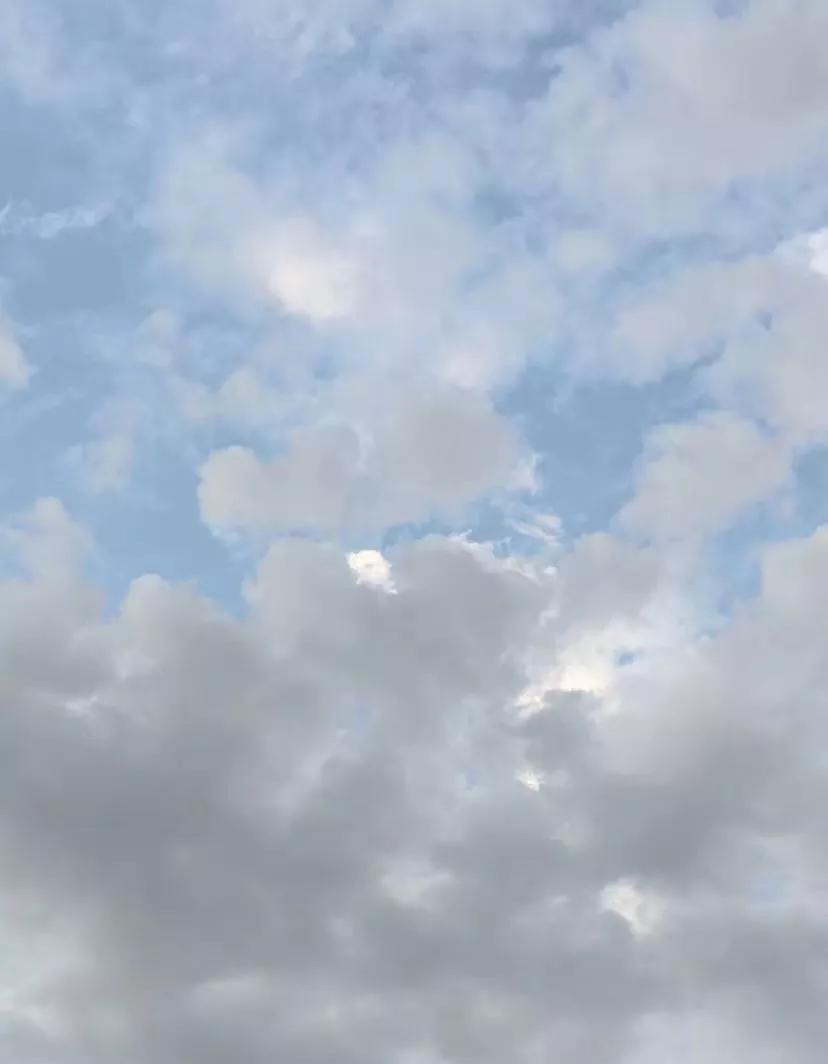 突然理解了早上起来关空调的人
之前对空调耗电一直没有具象化的感受
直到最近37°