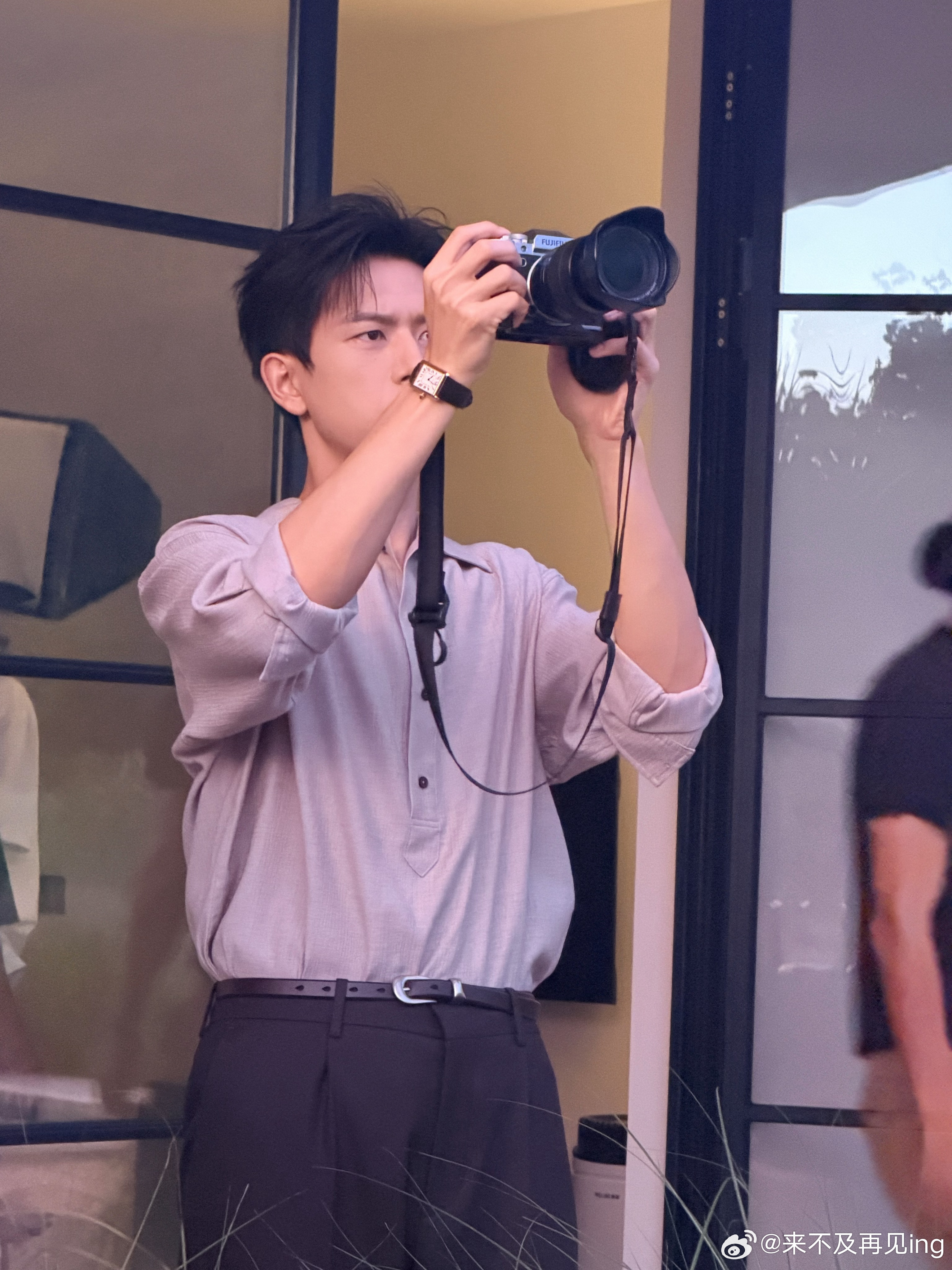 李现 lx李现影石品牌全球代言人 用专业演绎角色，用真诚拥抱自然。影石 Inst