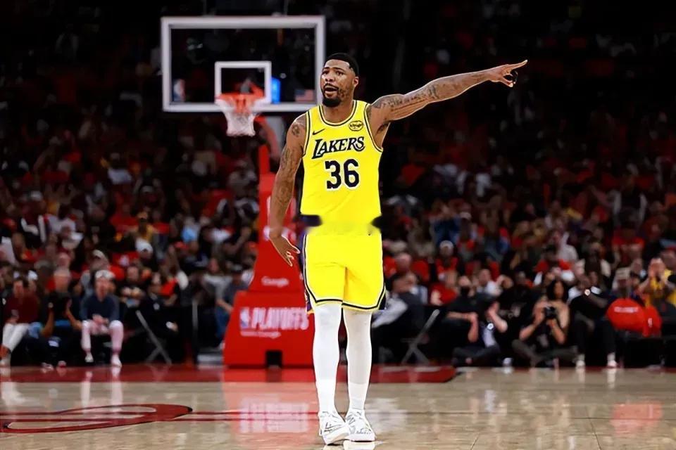 休斯顿火箭新援马库斯-斯马特（Marcus Smart）在结束了训练营的日常训练