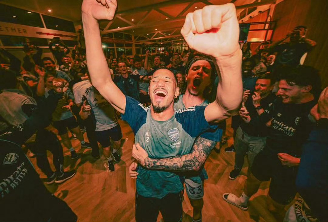 荣耀继续！阿森纳22年英超圆梦，46.5%概率冲击欧冠双冠神迹！北京时间5月20