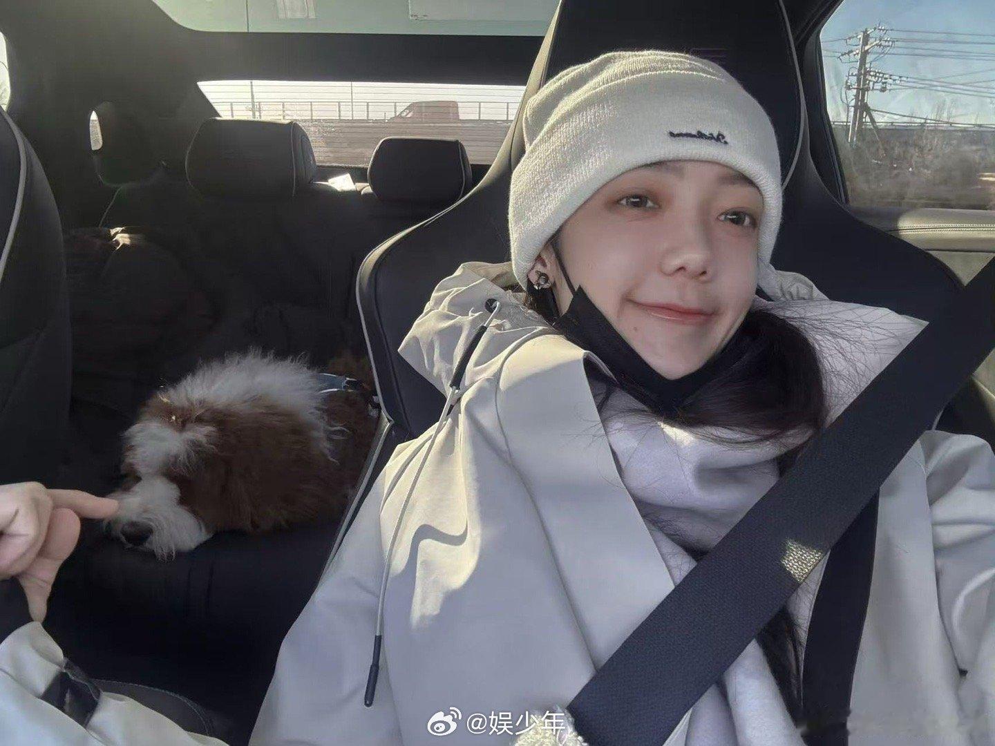 希林娜依高0帧起唱英文歌  17号音乐仓库  家人们快追17号音乐仓库，希林娜依