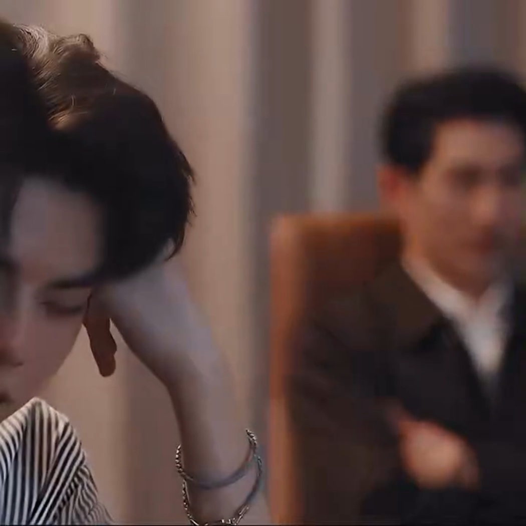 政瞳 “笑死我了这什么鬼啊 😭😭 好的，风辰这次绝对是稳拿 HE（圆满结局）
