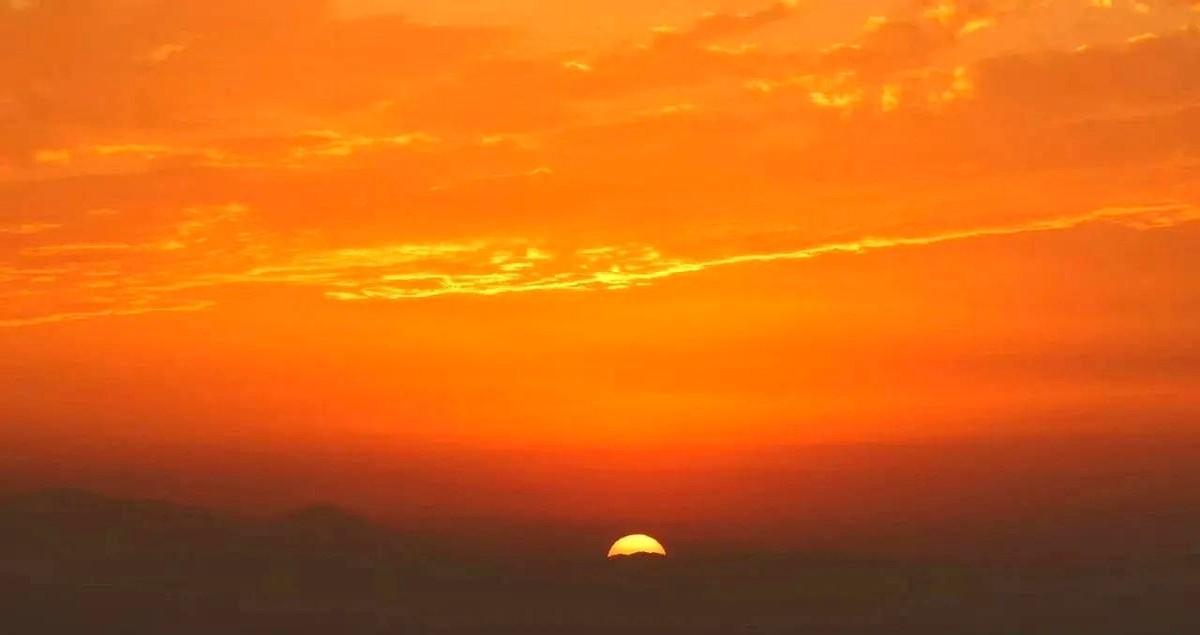 别把体坛当八卦的菜市场。
别把冠军当流量的配角。
陈若琳被订婚？
讲笑话呢吧。