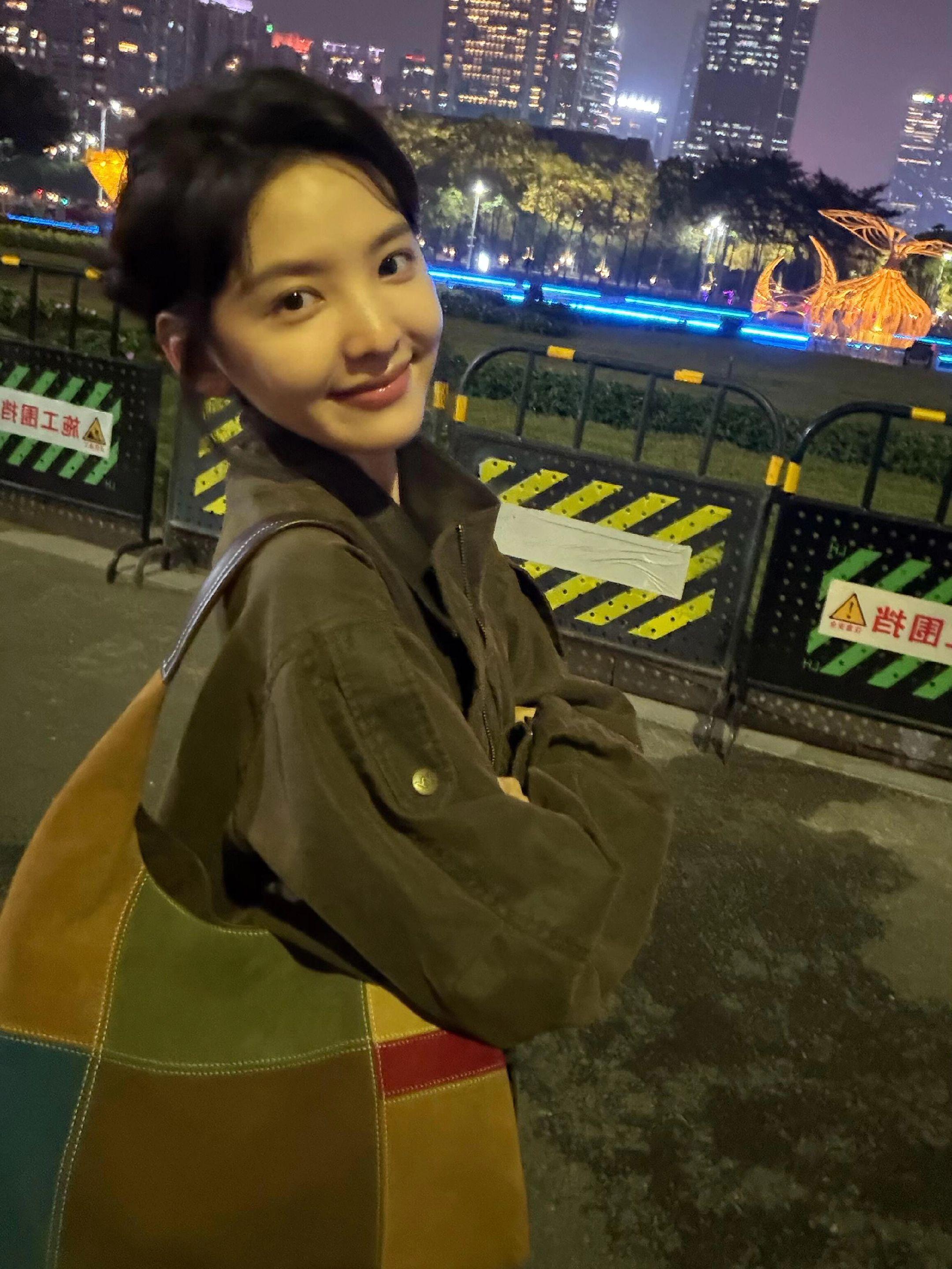 不管是现在还是未来 我陪着你走