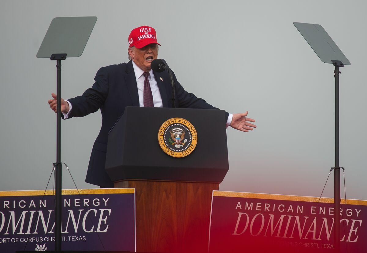 绘制全球经济图景：特朗普在败诉后继续推进关税政策