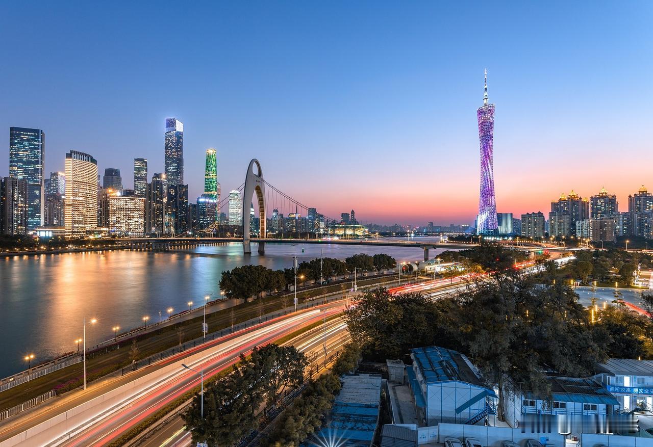 广州在国内城市里面经济较发达，管理也好，是有道理的。举个例子，3月14日是考事业