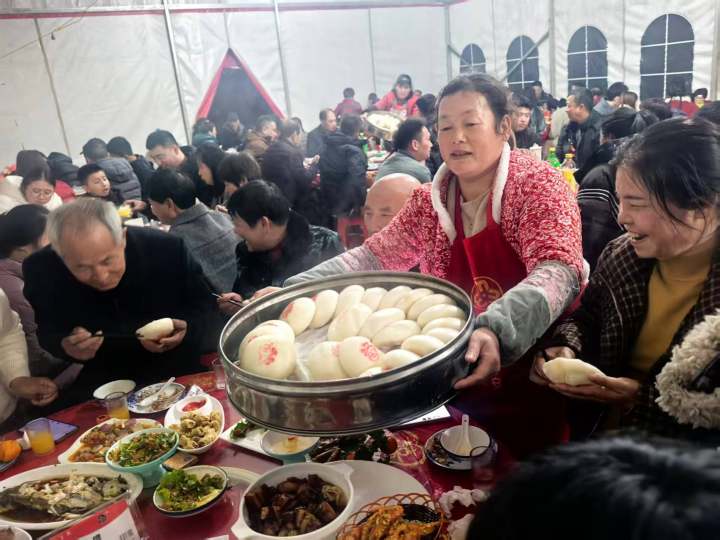 新春走基层 | 义乌乡村拜年饭：一桌桌烟火中藏着的幸福生活