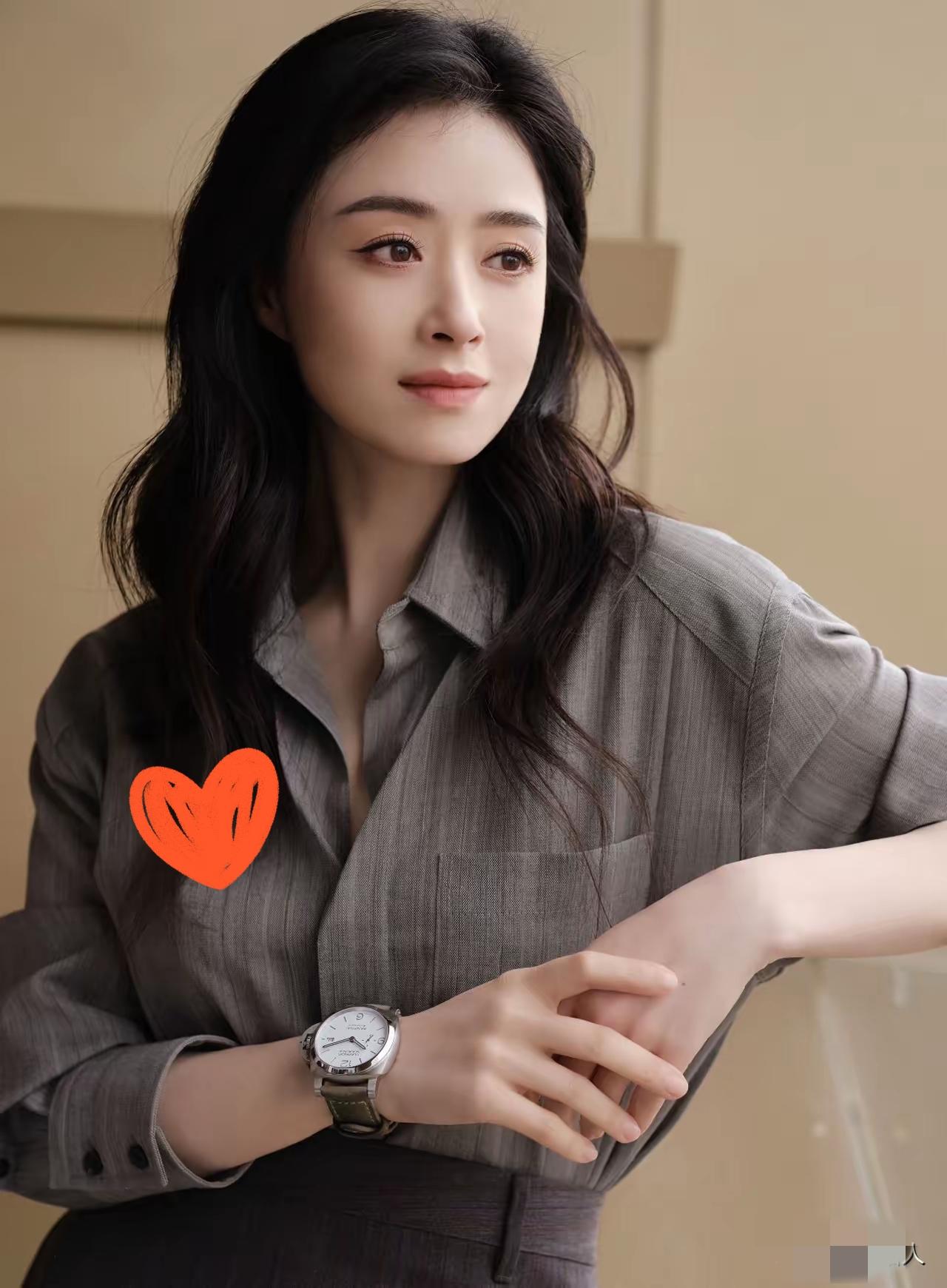 一觉睡醒，央视空降王炸！蒋欣、童瑶新剧《四喜》接档撤档的《爱情没有神话》，刚开播