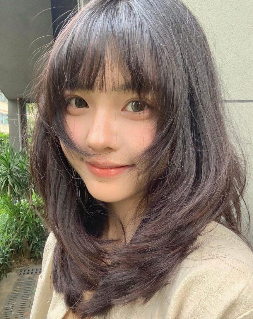 每天早起打卡正经又好看的小伙伴们早鸭，元气满满的一周又开始了 ​ ​​​