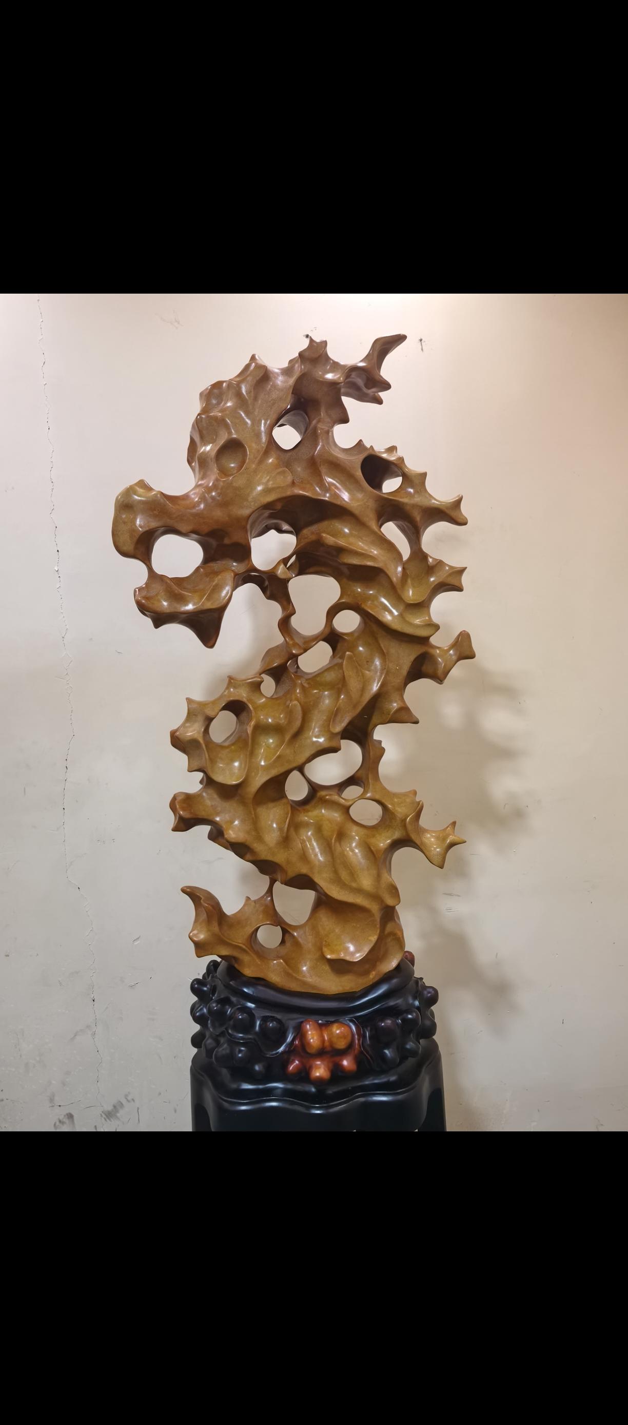 百万馆藏重器《中华北丹第一金龙》，属于蓝玉上洋罗体系北丹瓷，石高102厘米，为纯