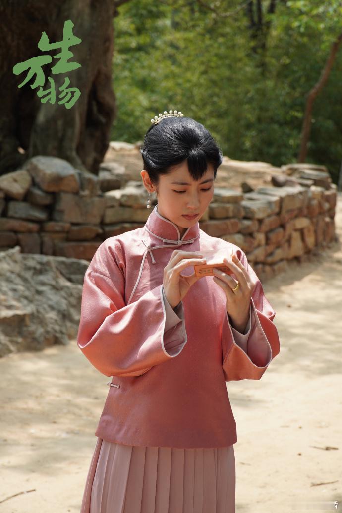 没人比邢菲更爱宁苏苏 确实是被低估的90花，能不能多给邢菲递点这个类型的本子呀，