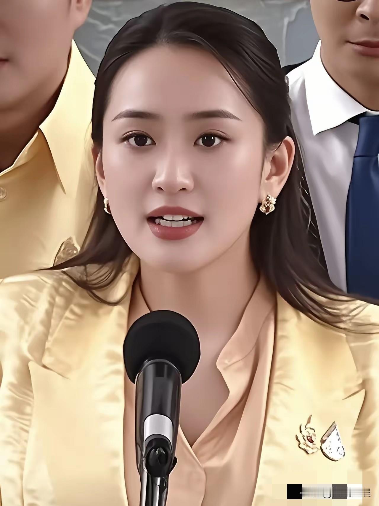 就在刚刚
泰国突然宣布了
​9月23日，泰国称，泰铢走强是受弱势美元推动，也受到