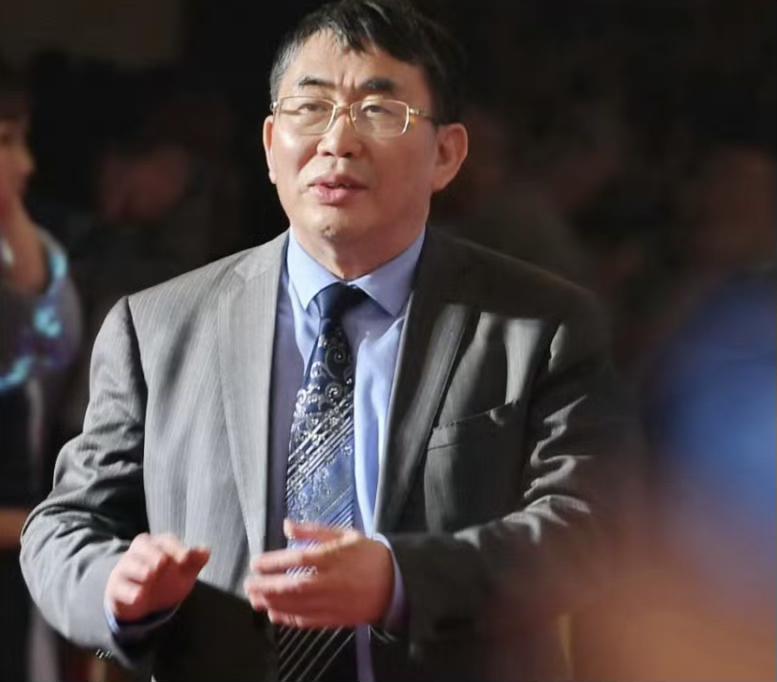 刚看到74岁的“棋圣”聂卫平去世了，

我默默的做了3个决定：

第一个决定：每