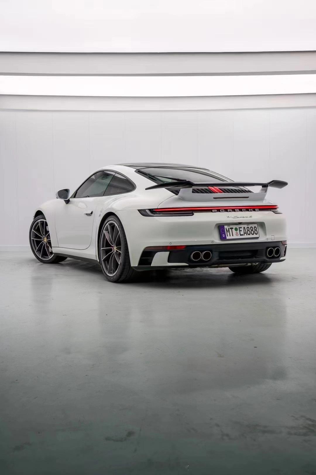 保时捷911 Carrera S更换Aerokit尾翼价格实惠 性价比高 现货供