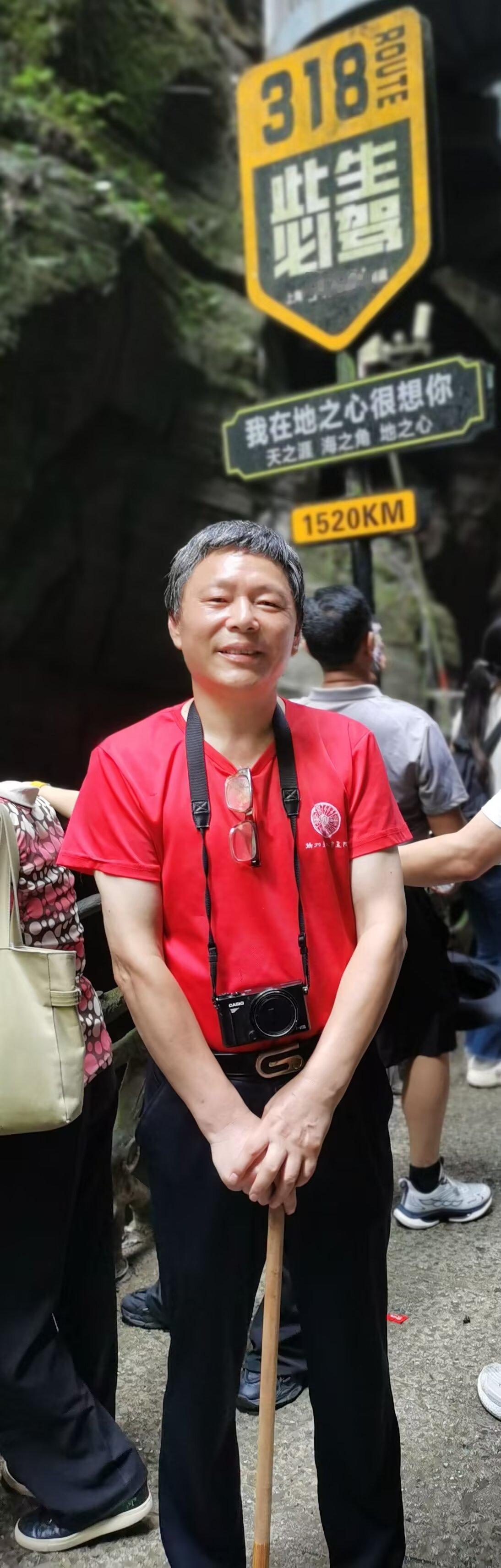 别让你的善良，变成别人肆意消耗的底气
 
别人开口求助，你总是第一时间答应，生怕