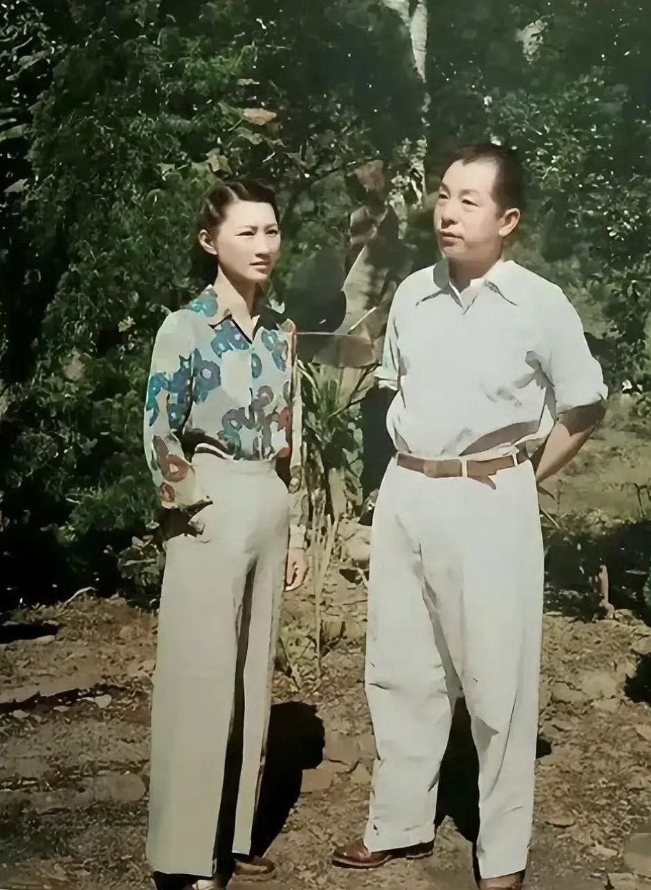其实赵四小姐挺有福气的，一辈子什么苦也没吃，就待着了！吃了睡，睡了吃，啥事也不用