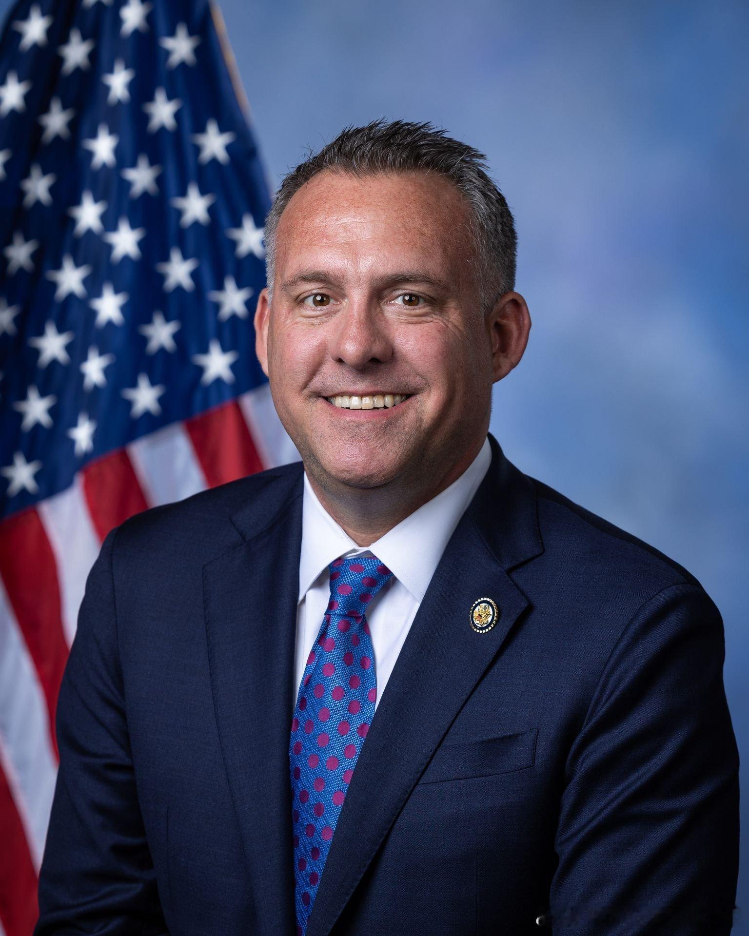 【黄金时代】众议员亚当·格雷（加州民主党）投票支持重新开放政府，拒绝了哈基姆·杰