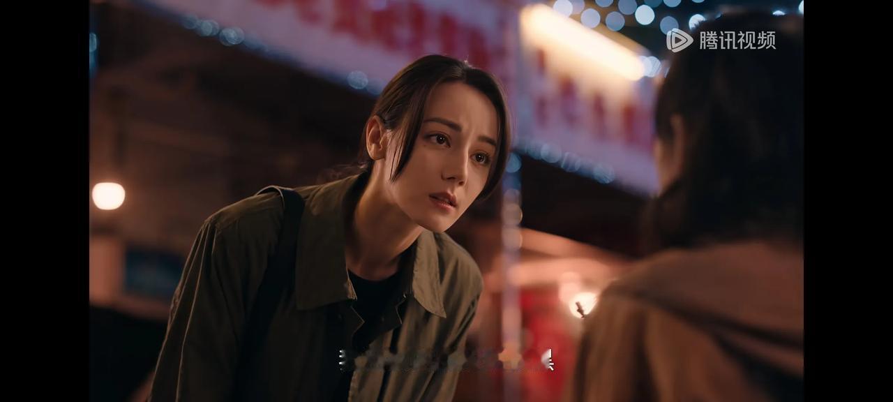 《利剑玫瑰》小孩儿也不靠谱呀
这女主角胆儿多大，大晚上的，光听一个陌生小孩儿救助