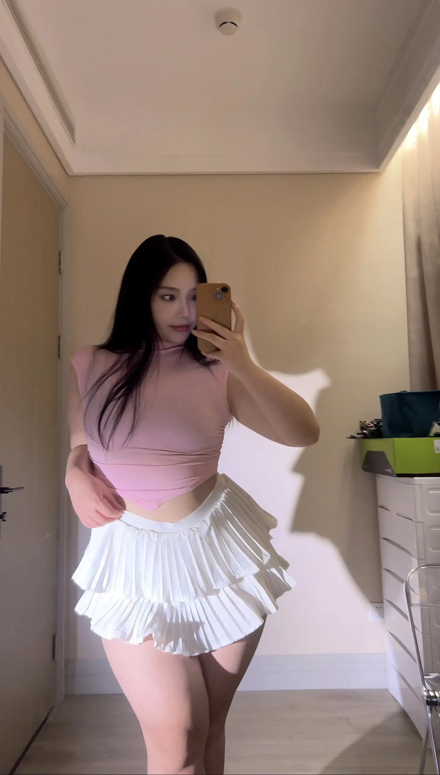 梨型身材 梨形身材穿搭 腿粗 腰臀比 蜜大腿