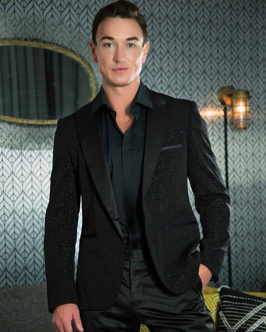 年轻时居然被捕了那么多次！