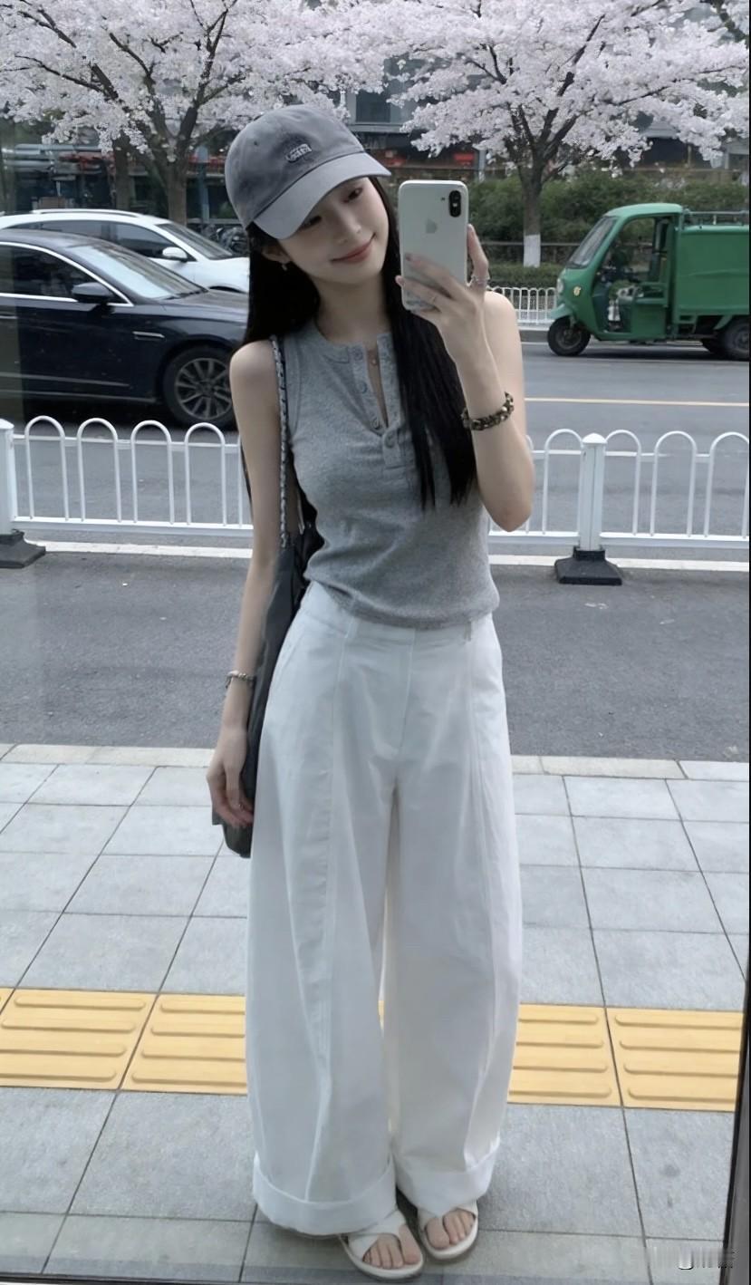“董浩叔叔，长大真没啥意思”70岁董浩一番话触动80、90后泪点

前阵子刷视频