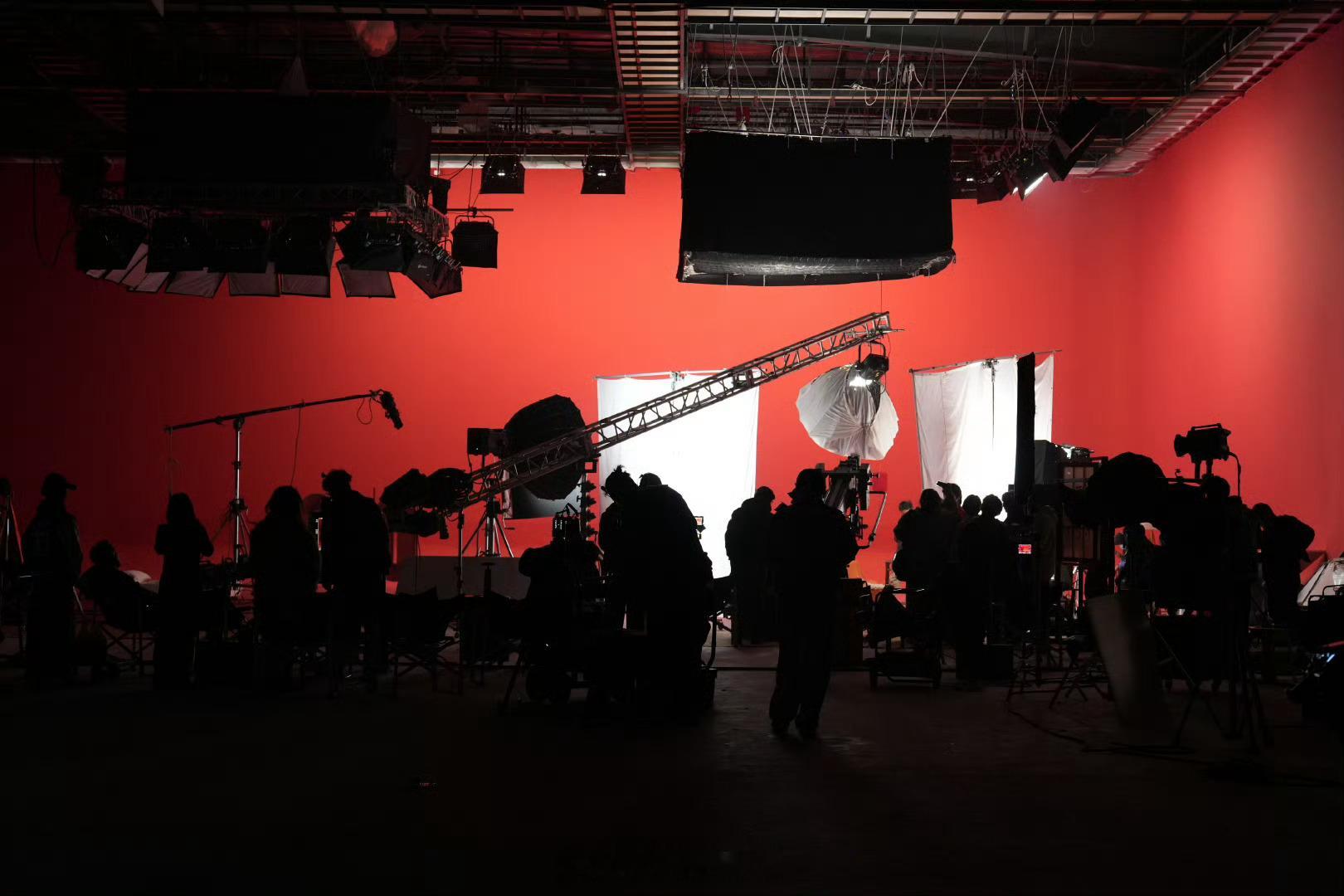 刘轩丞今日份拍摄工作现场🈶期待新鲜的铮铮[舔屏]​​​