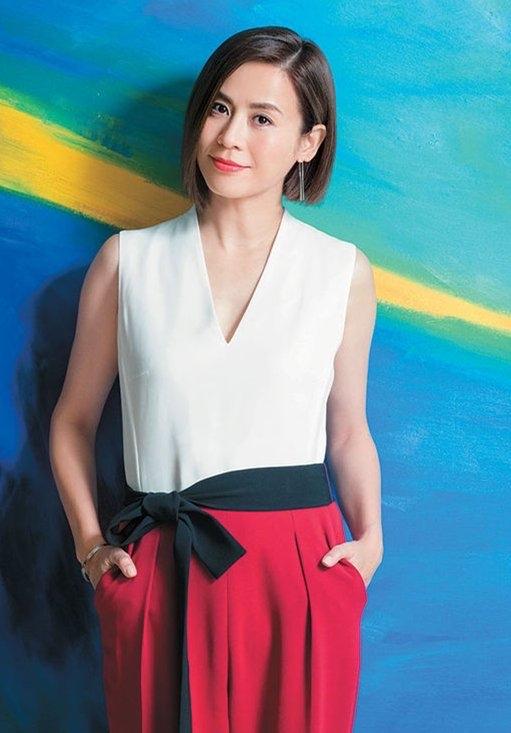 宣萱何以成为港媒眼中的是非精？

对于宣萱这个人，有人说她情商低，有人说她是“傻