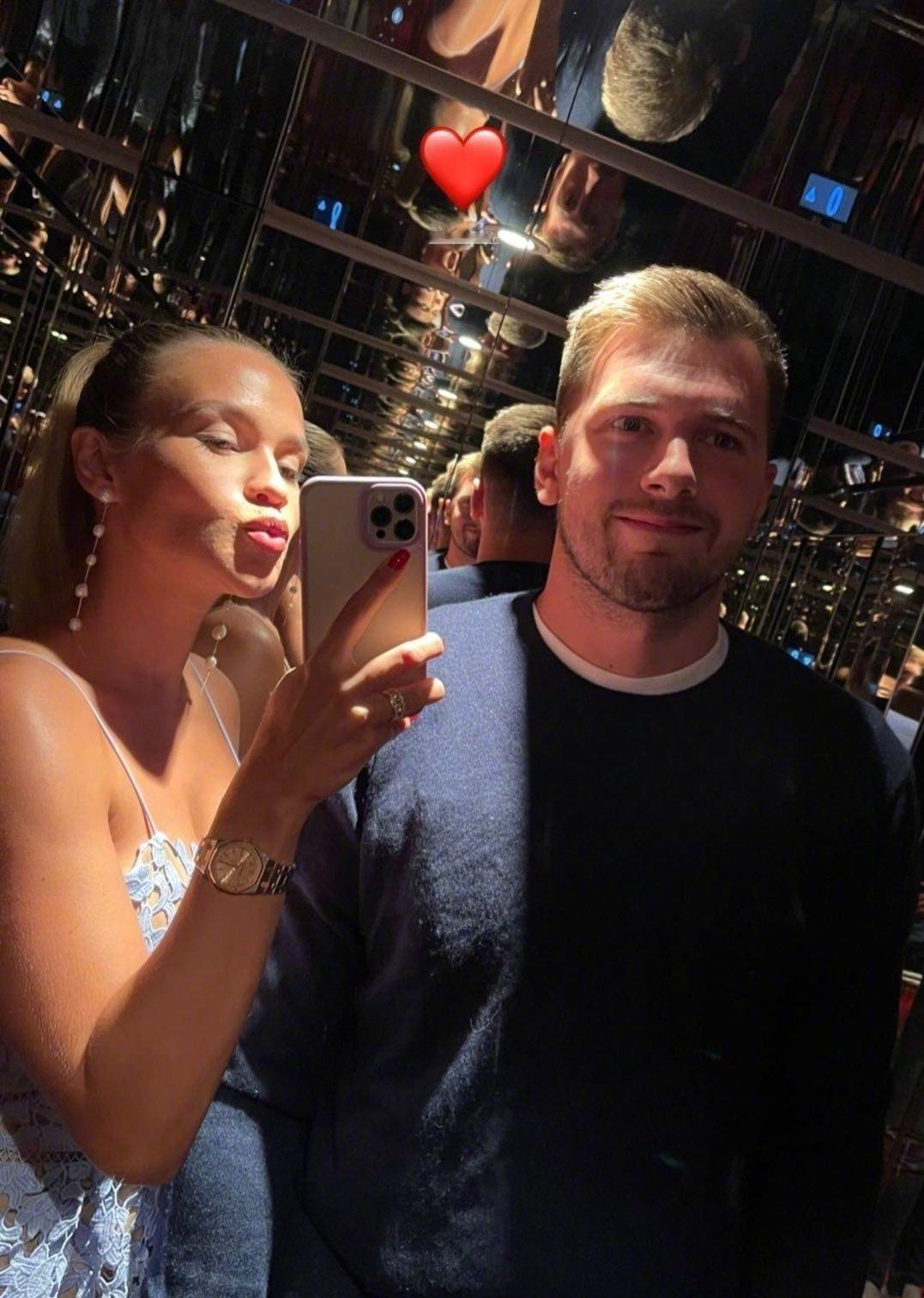 恭喜💞卢卡·东契奇已返回斯洛文尼亚迎接第二个孩子出生，他将缺席明天湖人对阵猛龙