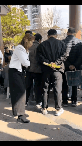 这个美女有“内涵”