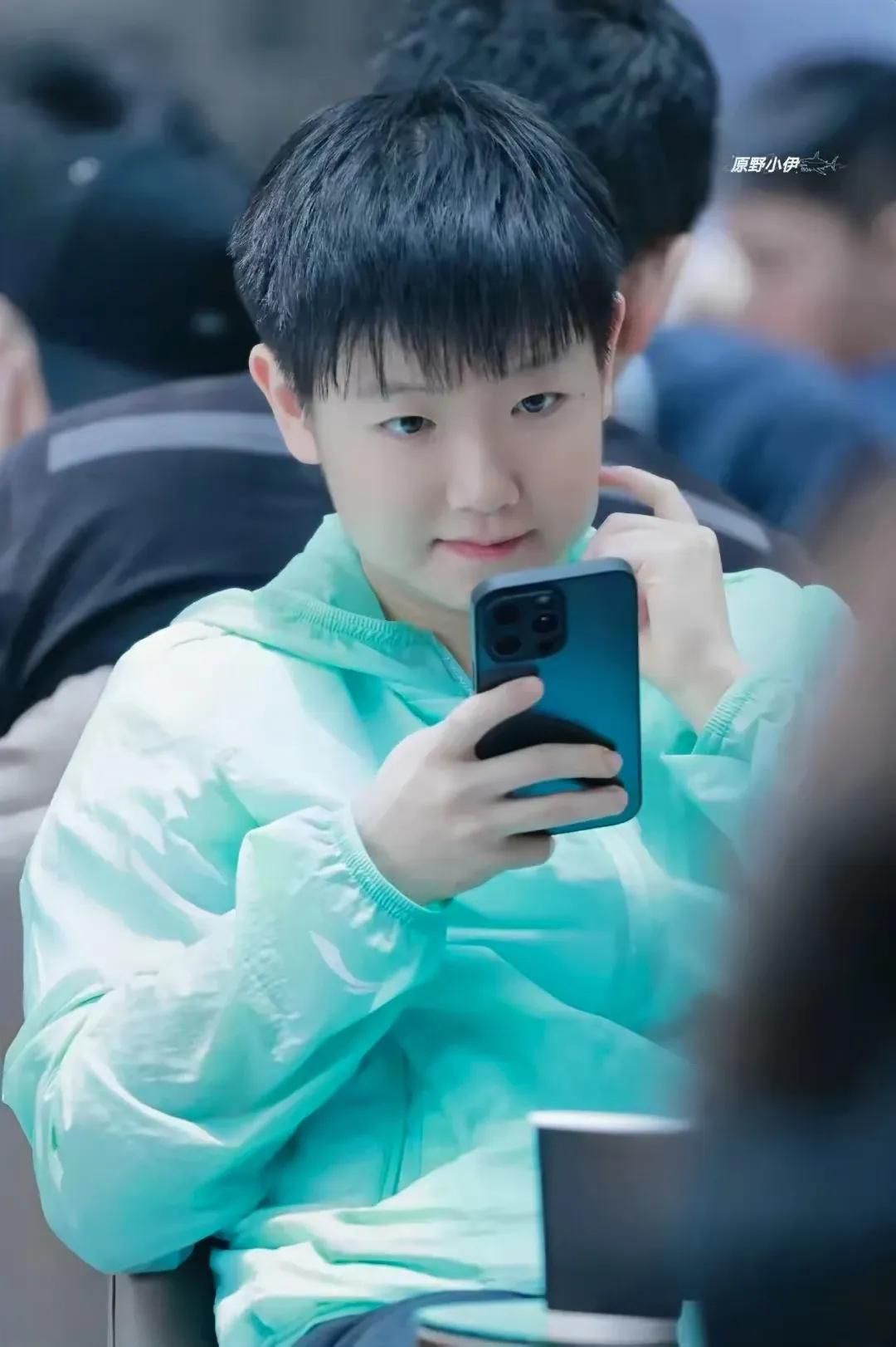莎莎这小豆包，以后谁配得上！

第一，这积极阳光的小模样，谁见了不迷糊？
第二，